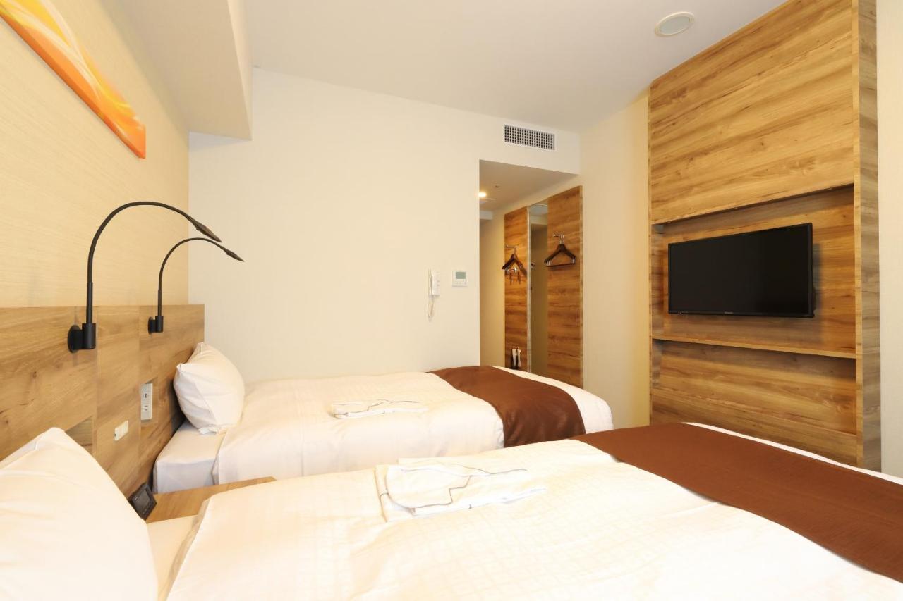 Smile Hotel Premium Osaka Higashishinsaibashi Exterior photo